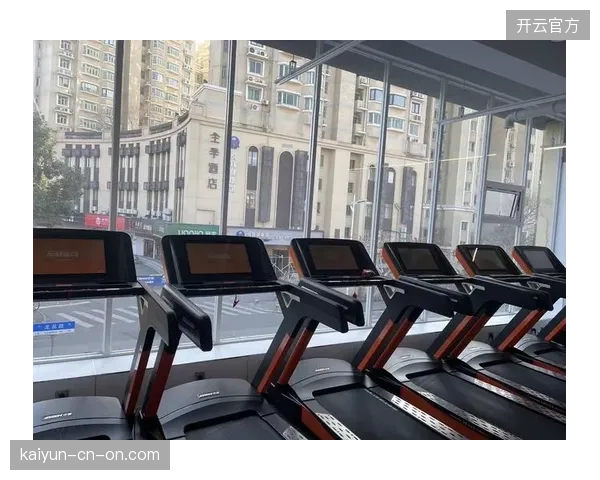 乐刻健身月付制现金流数据并轨招商银行授信底座
